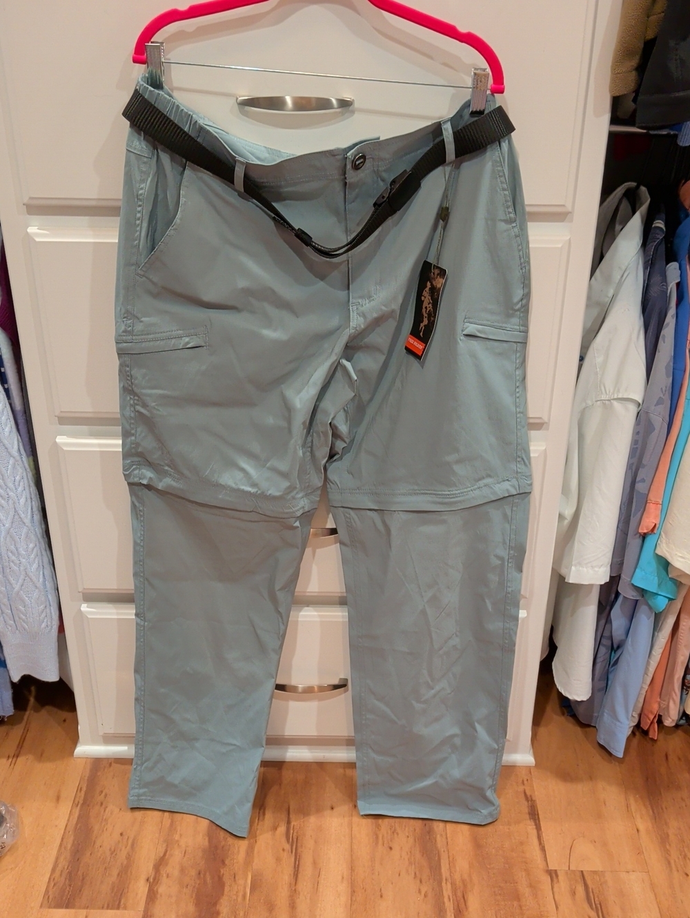 Free Soldier Men's Cargo Pants 2 Way To Shorts 38W x 32L